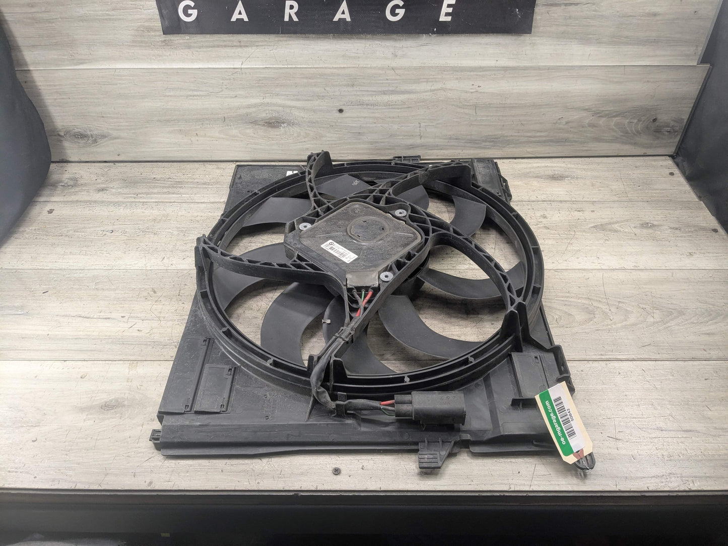 OEM BMW F22 F30 F32 F36 Engine B46 B58 Radiator Cooling Auxiliary Fan 600W