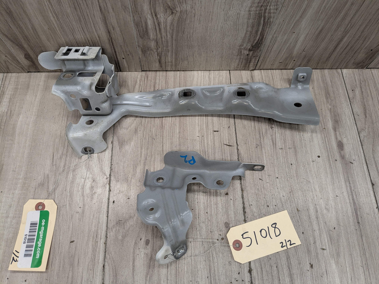 20-24 OEM BMW F44 228 M235 Front Right Passenger Side Fender Bracket SET