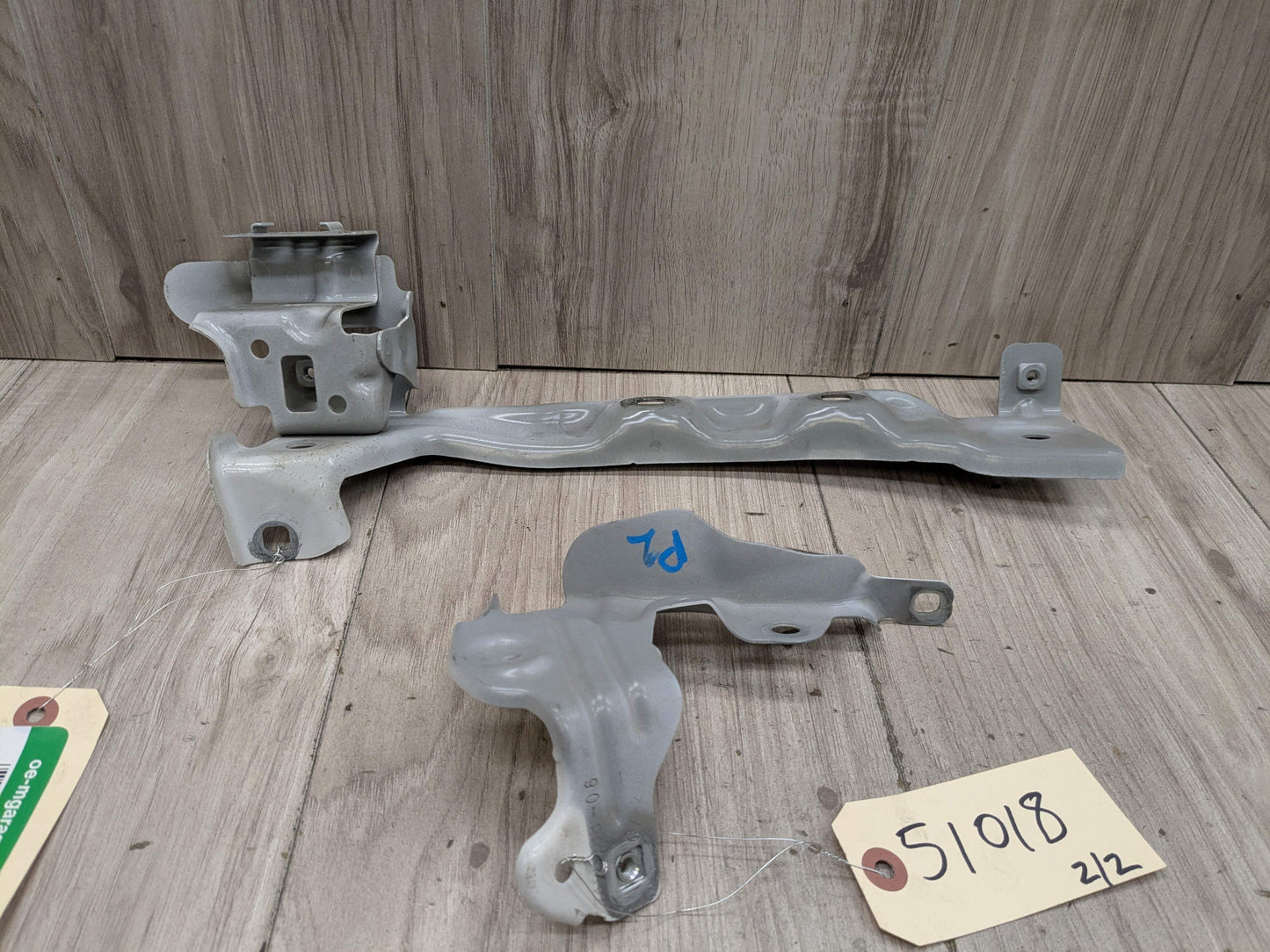 20-24 OEM BMW F44 228 M235 Front Right Passenger Side Fender Bracket SET