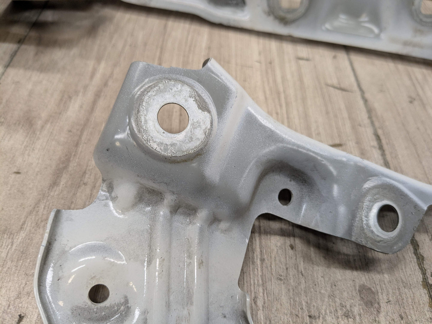 20-24 OEM BMW F44 228 M235 Front Left Driver Side Fender Bracket SET