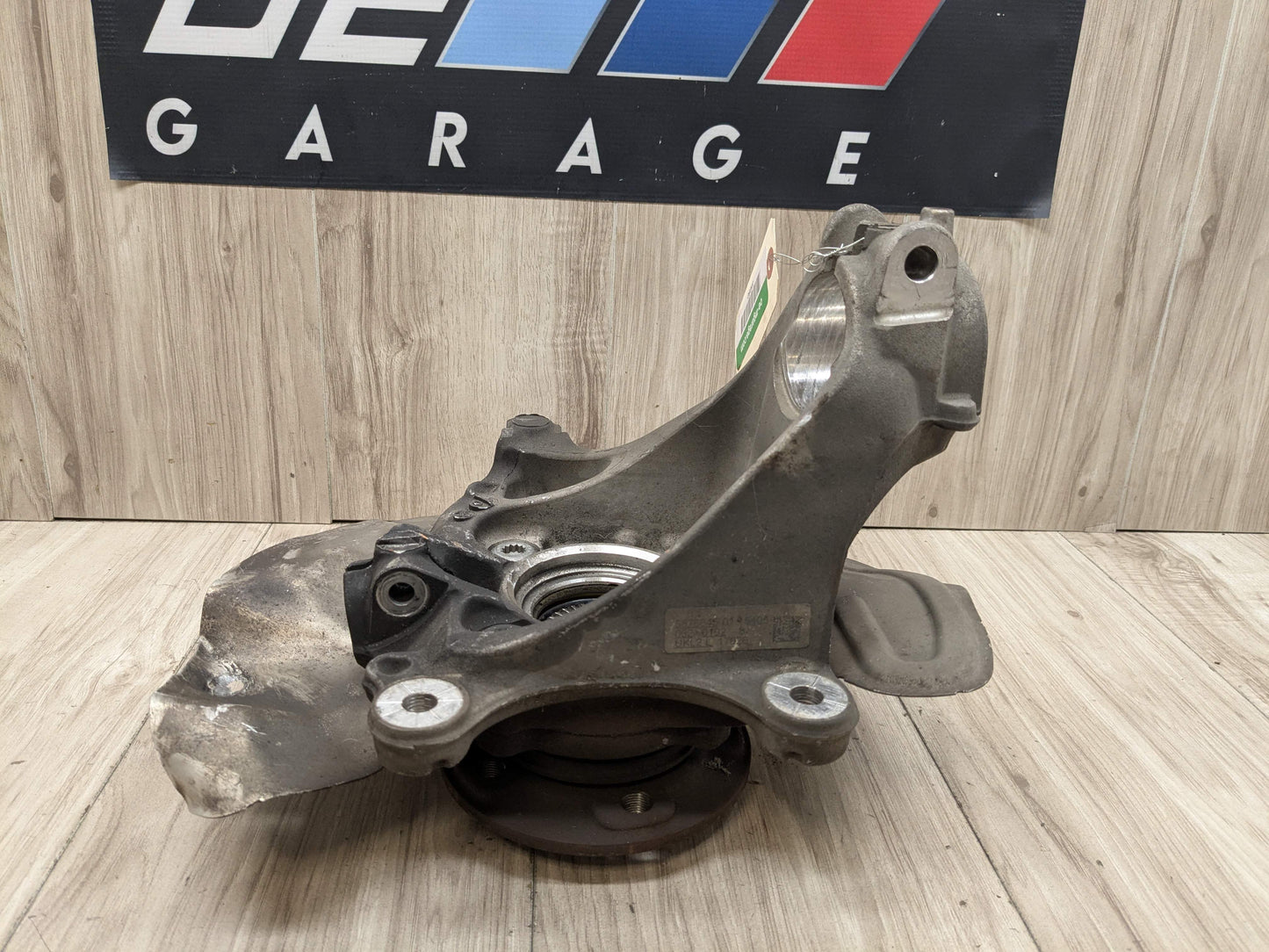 16-24 OEM BMW F39 F44 F48 X1 X2 Front Left Driver Side Knuckle Wheel Hub Bearing