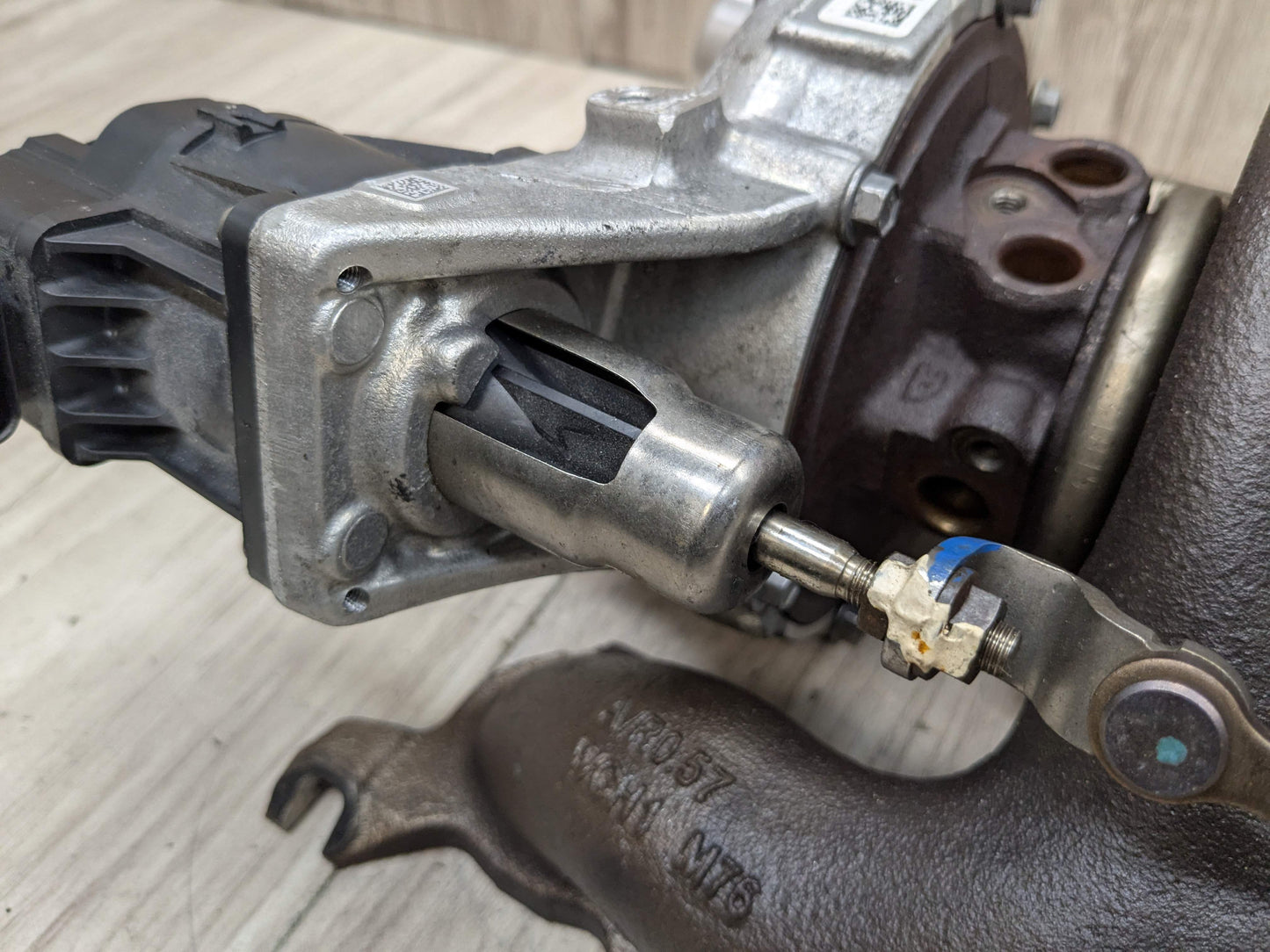 OEM BMW G01 G20 G22 G23 G26 G30 G42 330 430 530 Turbo Charger w Manifold B46 K