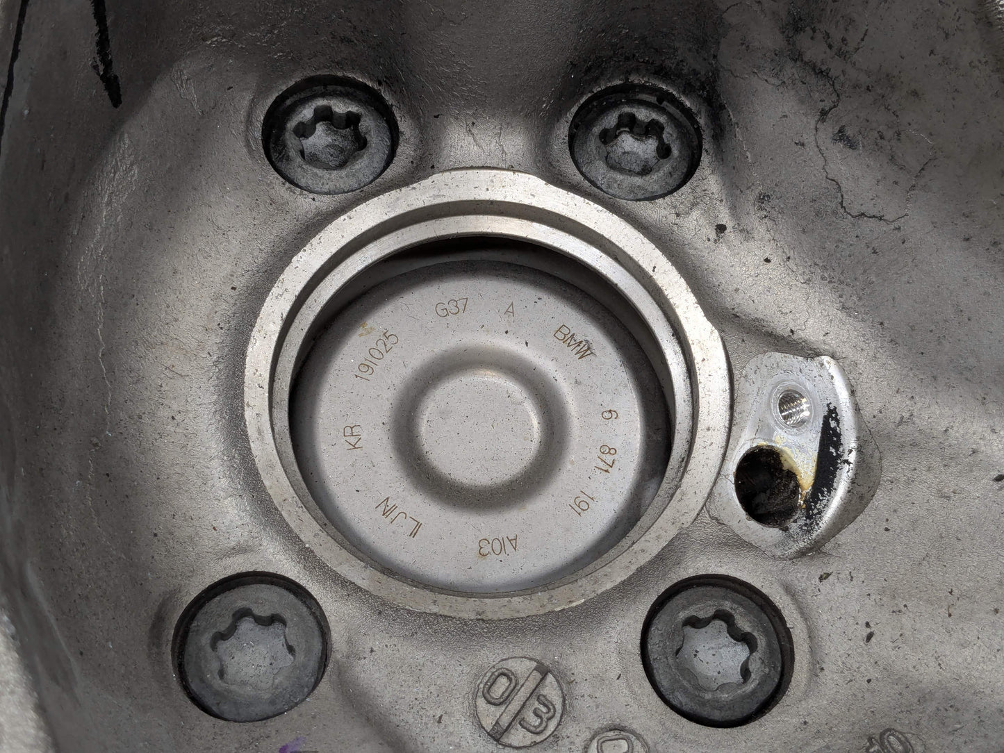 OEM BMW G01 G02 X3 X4 FRONT Left Driver Side Knuckle Spindle Wheel Hub Bearing