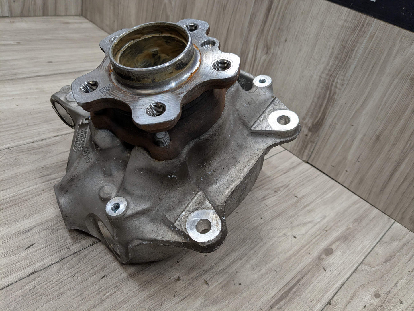 OEM BMW G01 G02 X3 X4 FRONT Left Driver Side Knuckle Spindle Wheel Hub Bearing