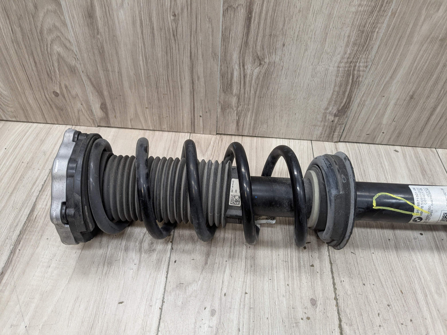 18-24 OEM BMW G01 X3 30i 30iX REAR Left or Right Spring Strut Shock Absorber