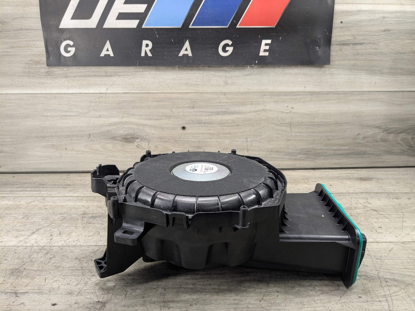 OEM BMW G01 G02 F97 F98 X3 X4 Left or Right HIFI Audio Speaker Sub Subwoofer
