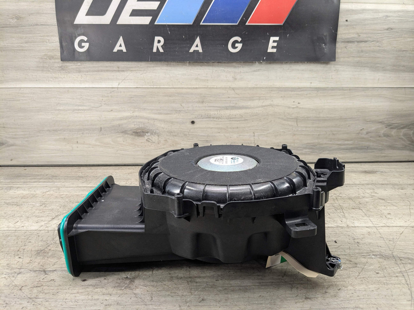 OEM BMW G01 G02 F97 F98 X3 X4 Left or Right HIFI Audio Speaker Sub Subwoofer