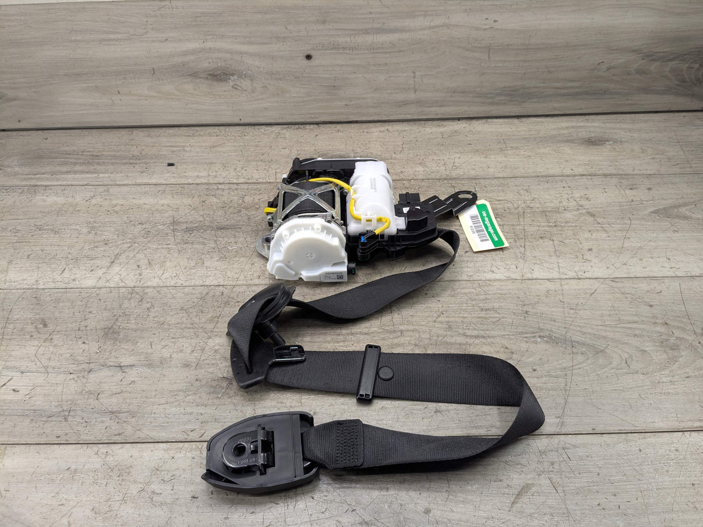 OEM BMW G01 G02 F97 F98 X3 X4 Front Right Passenger Seat Belt Seatbelt Retractor