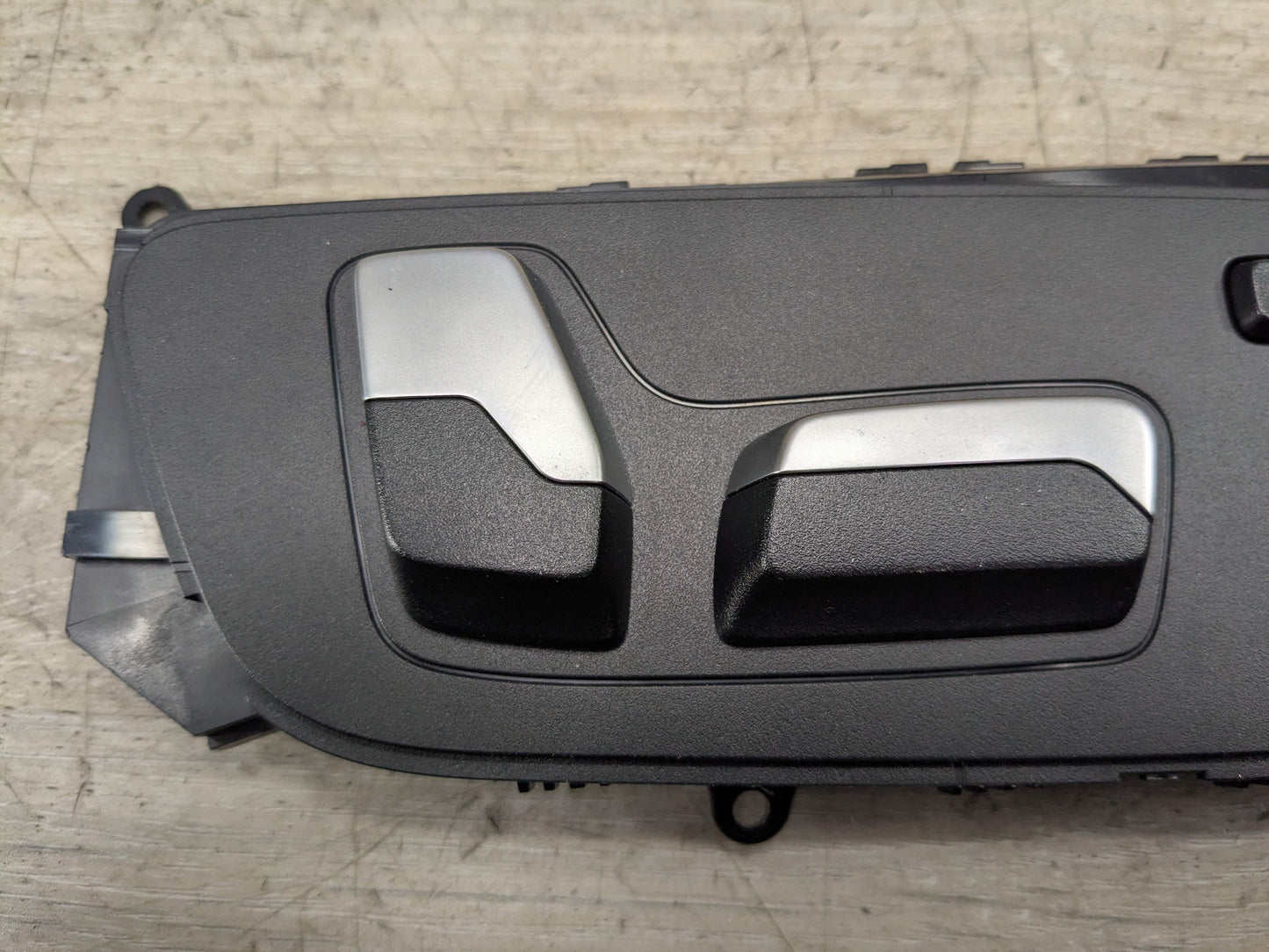 19-24 OEM BMW G01 G20 G22 G26 G42 G80 Front Right Passenger Seat Adjust Switch