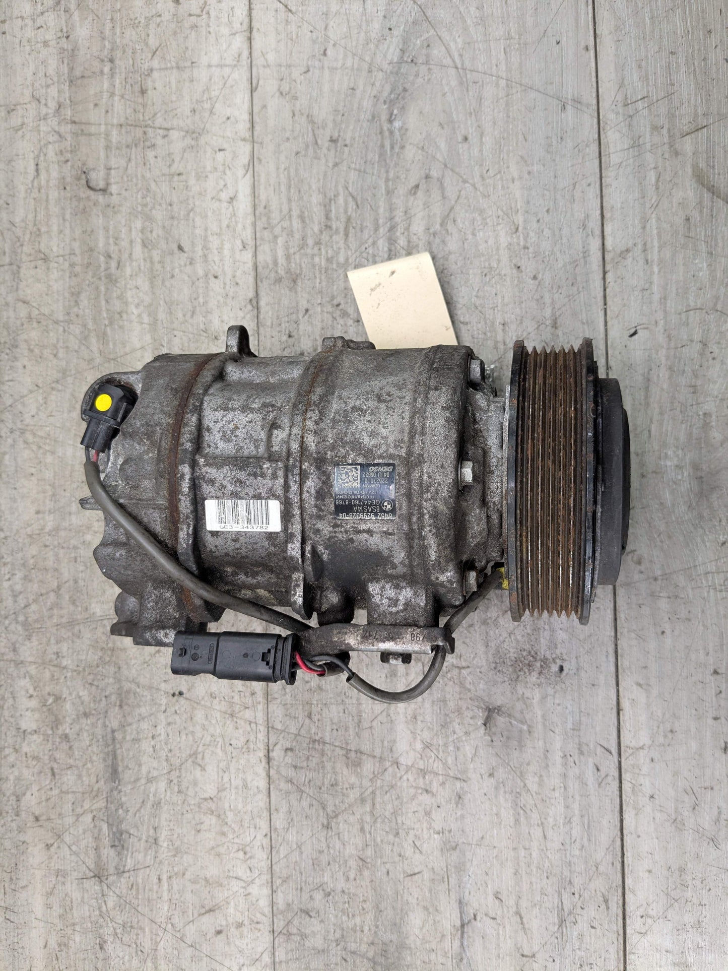 OEM BMW F22 F23 F30 F32 F33 F36 AC Compressor Clutch A/C Pump Pulley B46 B58