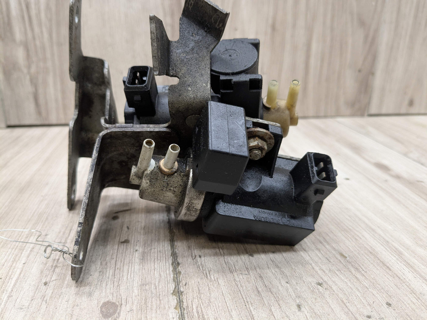 06-13 OEM BMW E90 E92 N54 Turbo Charger Air Pressure Boost Solenoid Valve SET