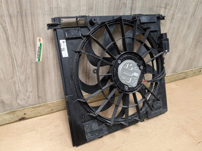 OEM BMW G01 G02 X3 X4 30i 30iX Radiator Cooling Fan Shroud  400W B46