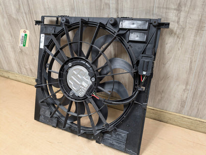 OEM BMW G01 G02 X3 X4 30i 30iX Radiator Cooling Fan Shroud  400W B46