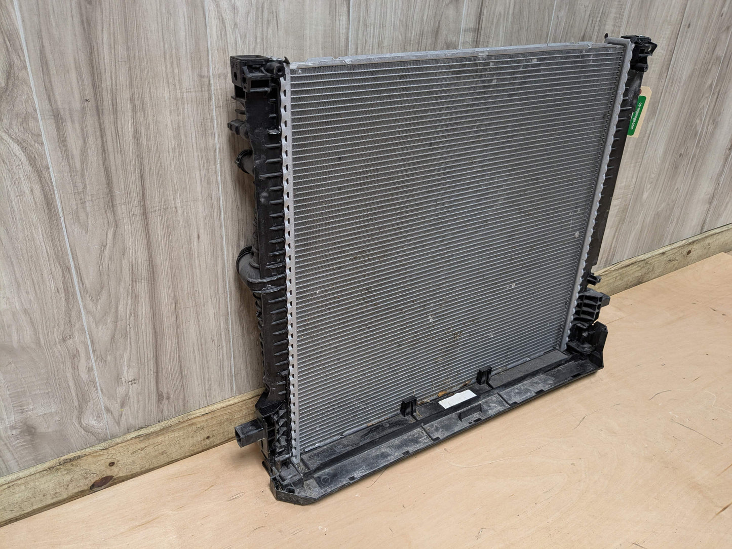 OEM BMW G01 G02 X3 X4 30i 30iX Main Water Coolant Radiator 400W B46