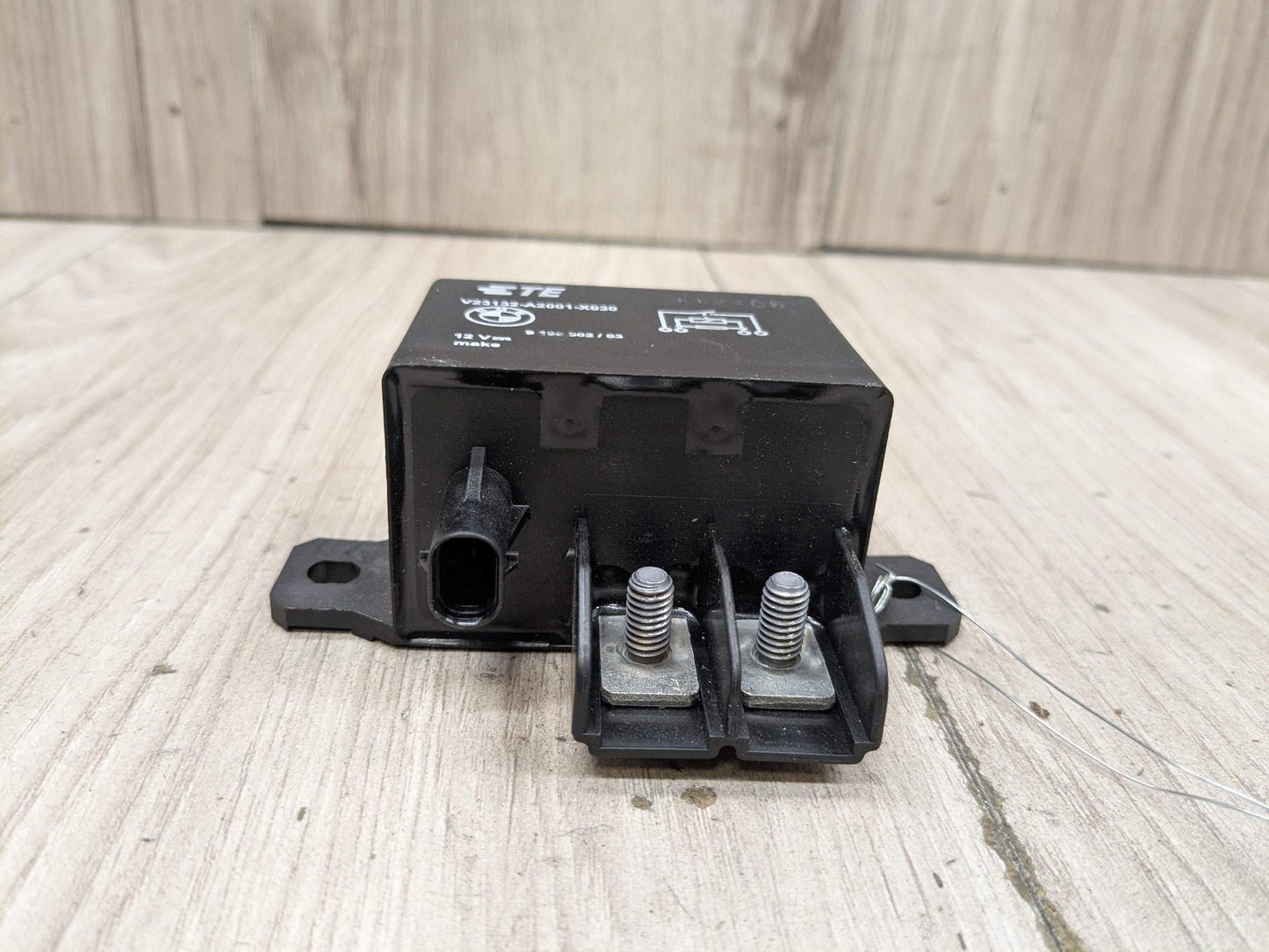 OEM BMW F10 F13 F02 F30 F32 F80 F82 F85 M3 M4 M6 Cooling Fan Relay Control 130A