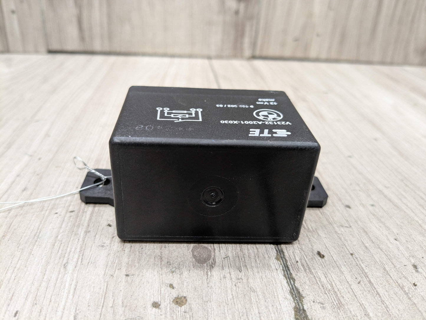 OEM BMW F10 F13 F02 F30 F32 F80 F82 F85 M3 M4 M6 Cooling Fan Relay Control 130A