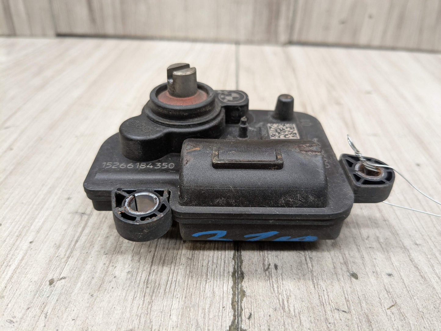 OEM BMW F15 F22 F23 F30 F32 F33 F36 F44 F48 Muffler Exhaust Flap Actuator Motor