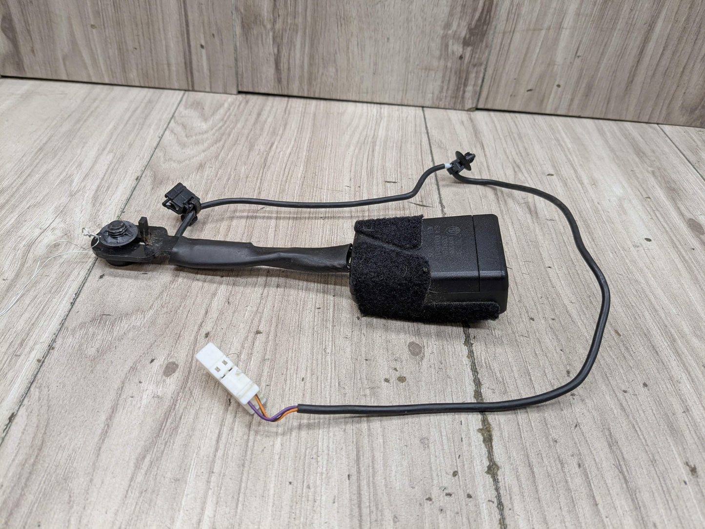 OEM BMW F39 F48 G29 X1 X2 Z4 FRONT Left Right Side Seatbelt Seat Belt Buckle