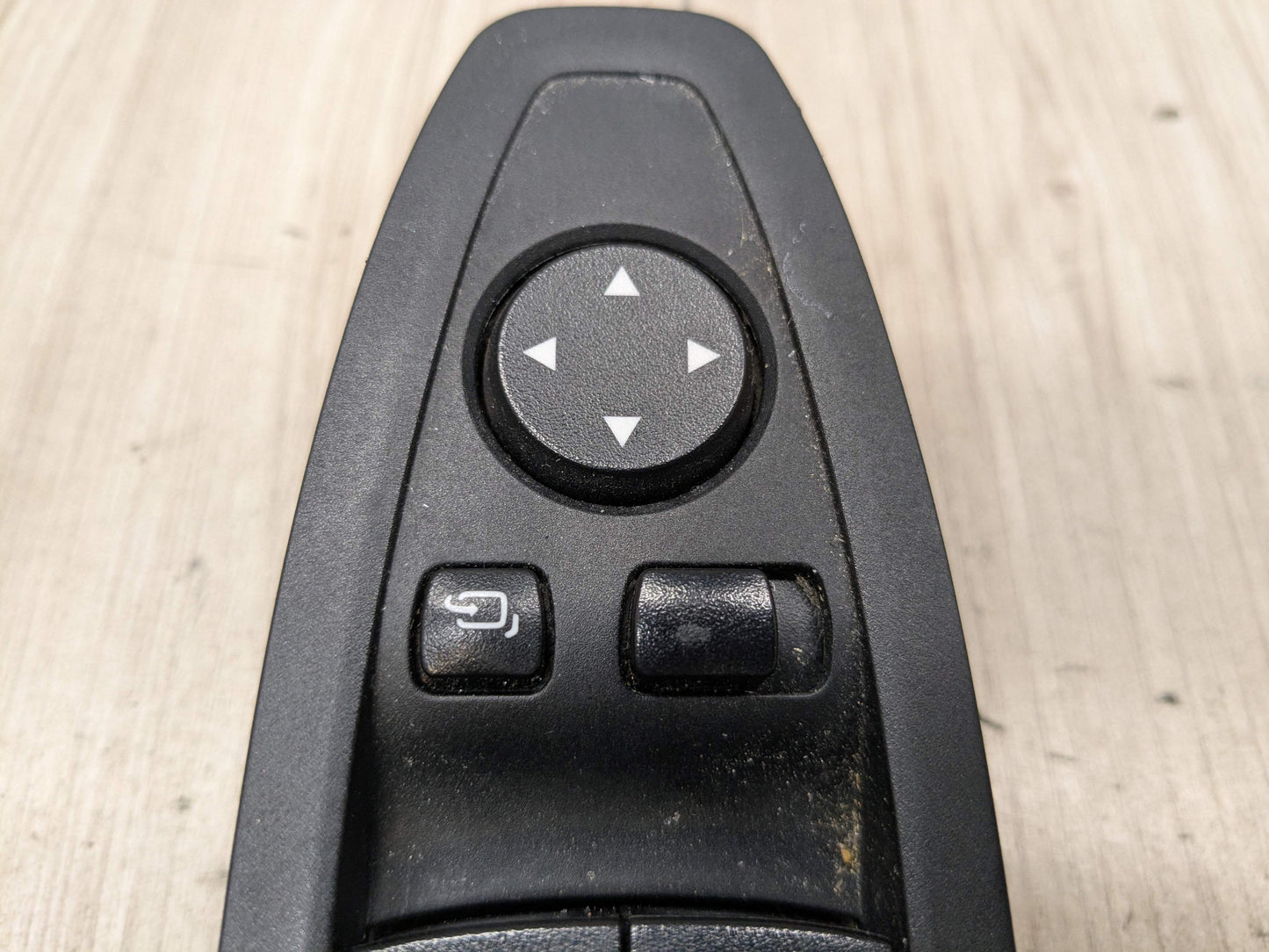 OEM BMW F15 F16 F85 F39 F48 X1 X5 Front Driver Master Window Glass Lifter Switch