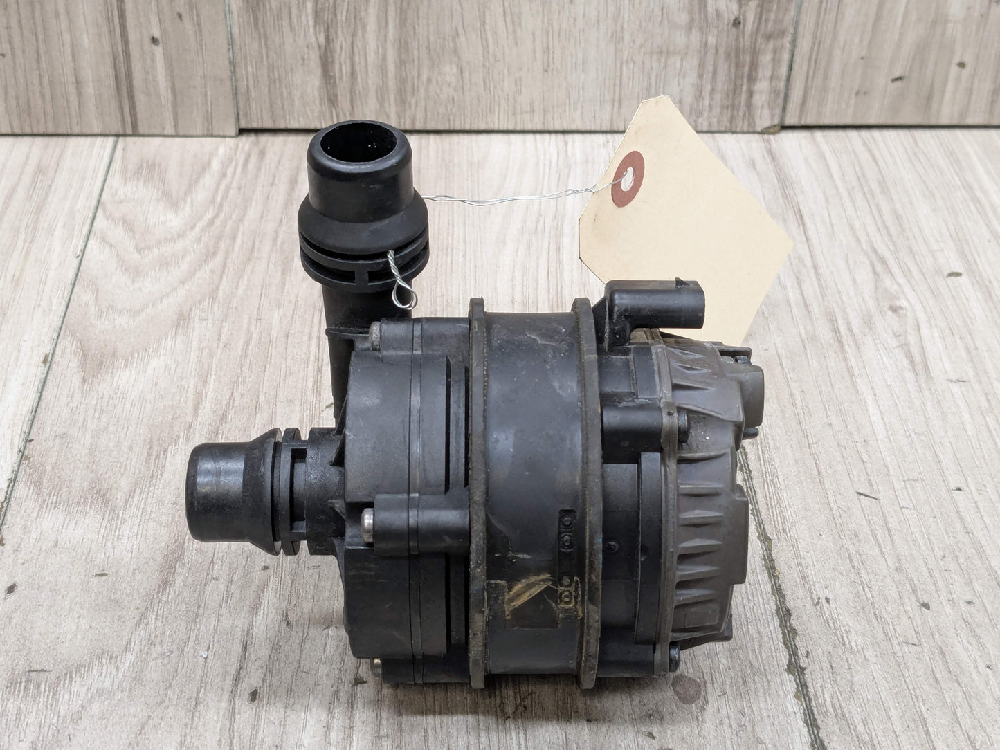 OEM BMW G01 G05 G20 G22 G26 Engine B46 B58 Auxiliary Electric Water Pump Cooling