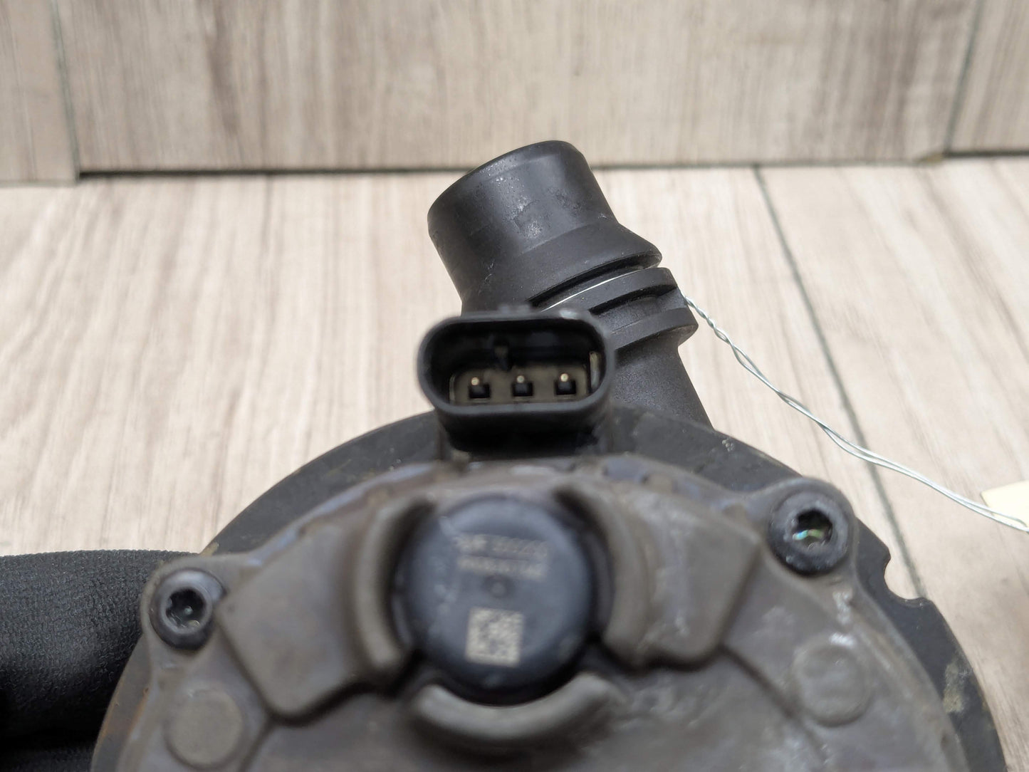 OEM BMW G01 G05 G20 G22 G26 Engine B46 B58 Auxiliary Electric Water Pump Cooling