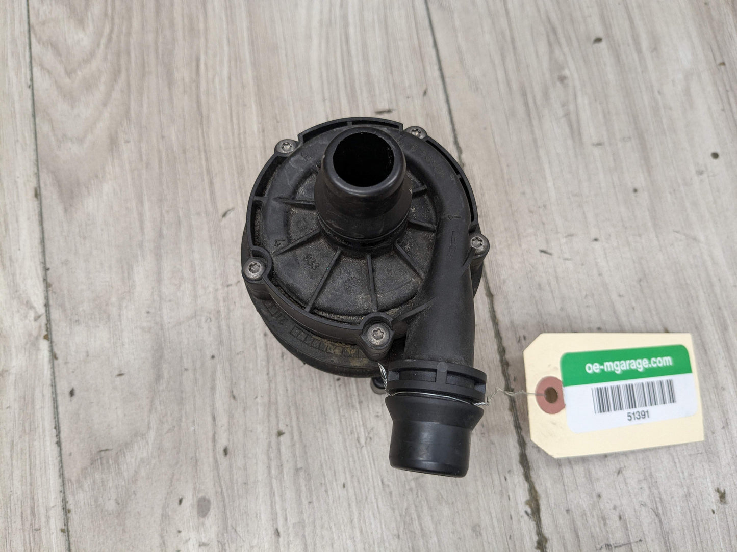 OEM BMW G01 G05 G20 G22 G26 Engine B46 B58 Auxiliary Electric Water Pump Cooling