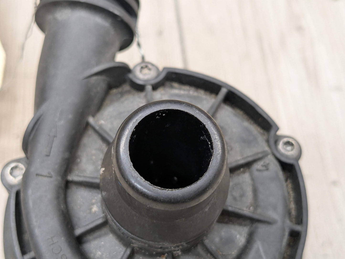 OEM BMW G01 G05 G20 G22 G26 Engine B46 B58 Auxiliary Electric Water Pump Cooling