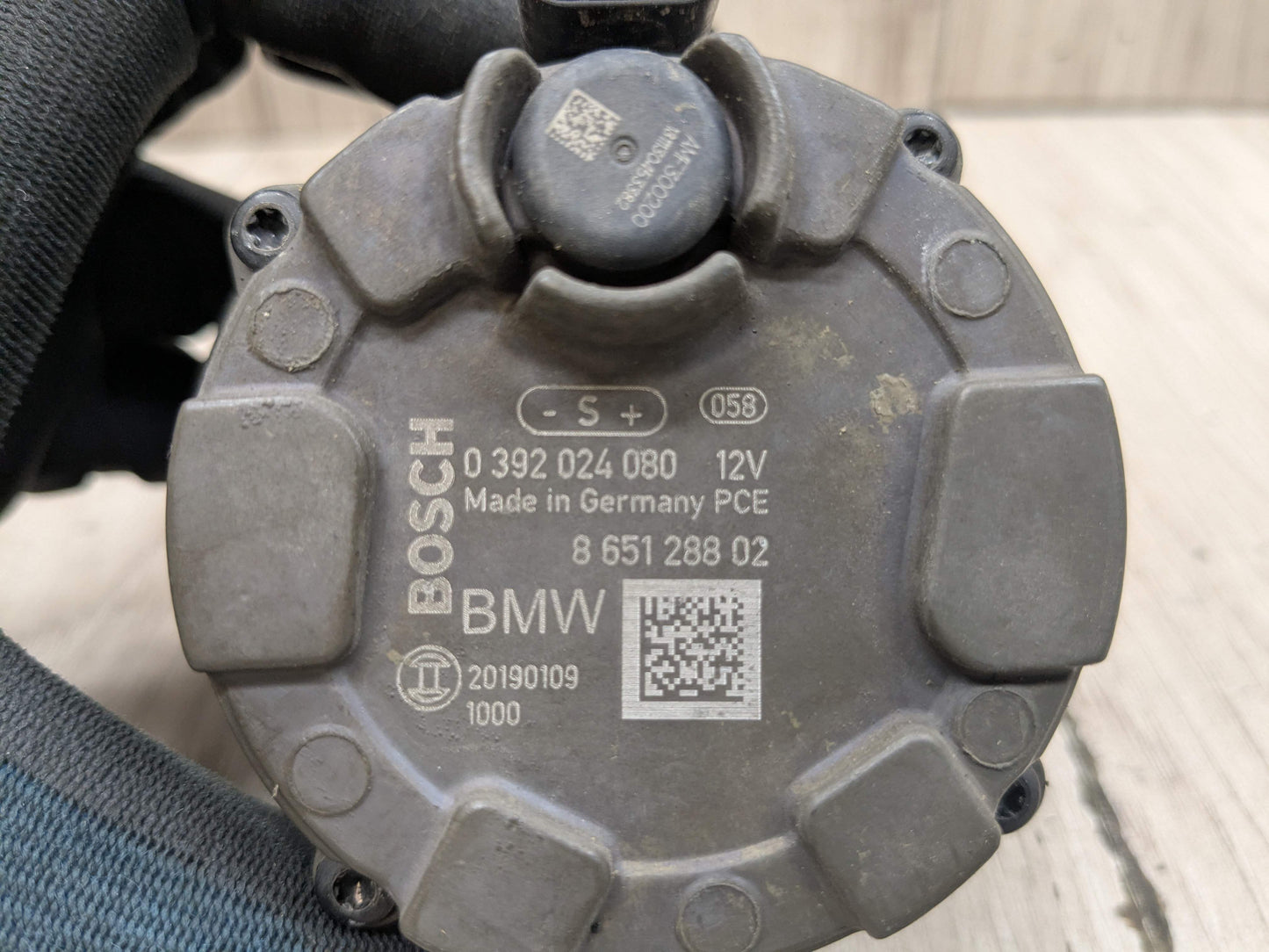 OEM BMW G01 G05 G20 G22 G26 Engine B46 B58 Auxiliary Electric Water Pump Cooling