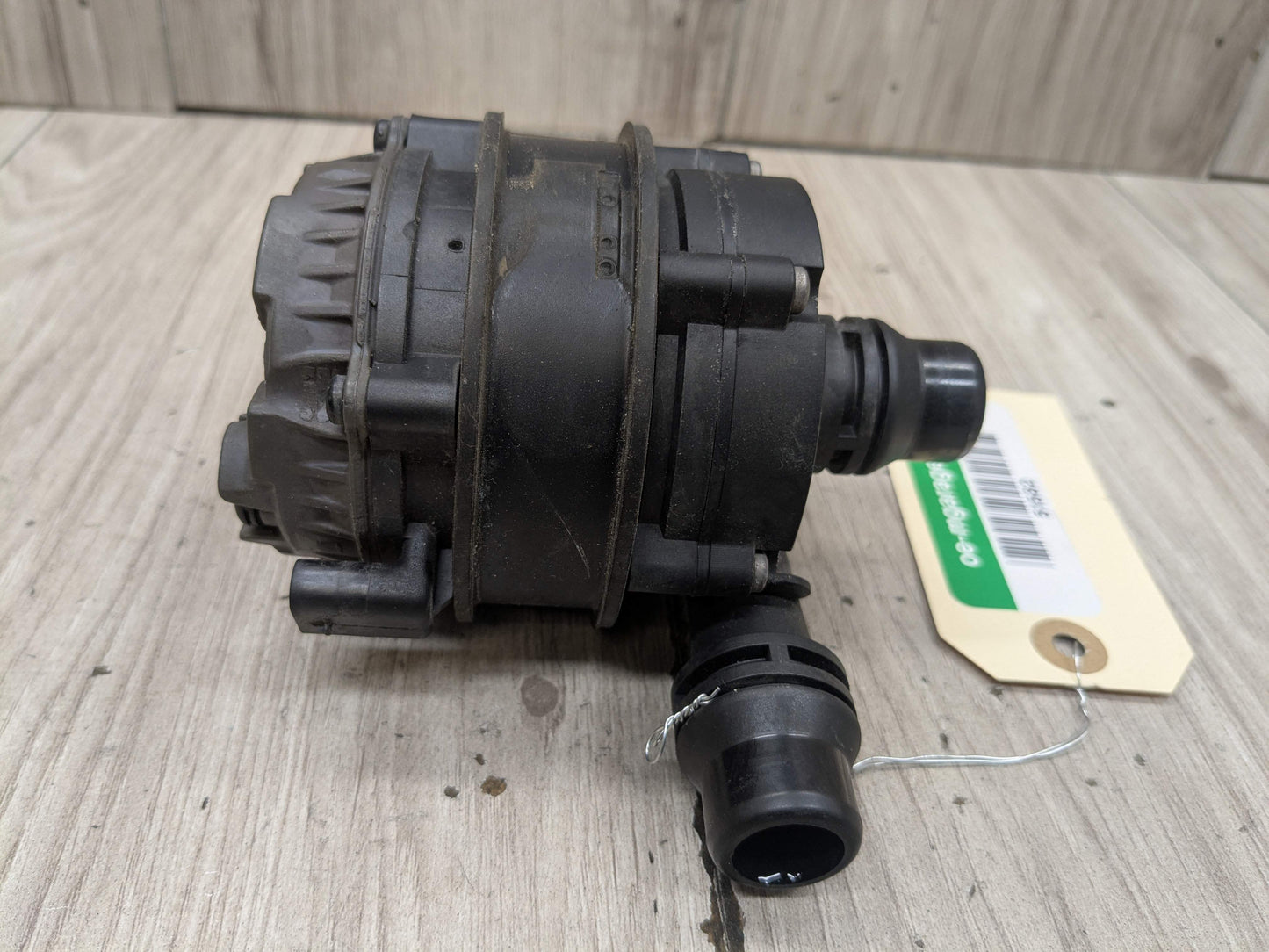 OEM BMW G01 G05 G20 G22 G26 Engine B46 B58 Auxiliary Electric Water Pump Cooling