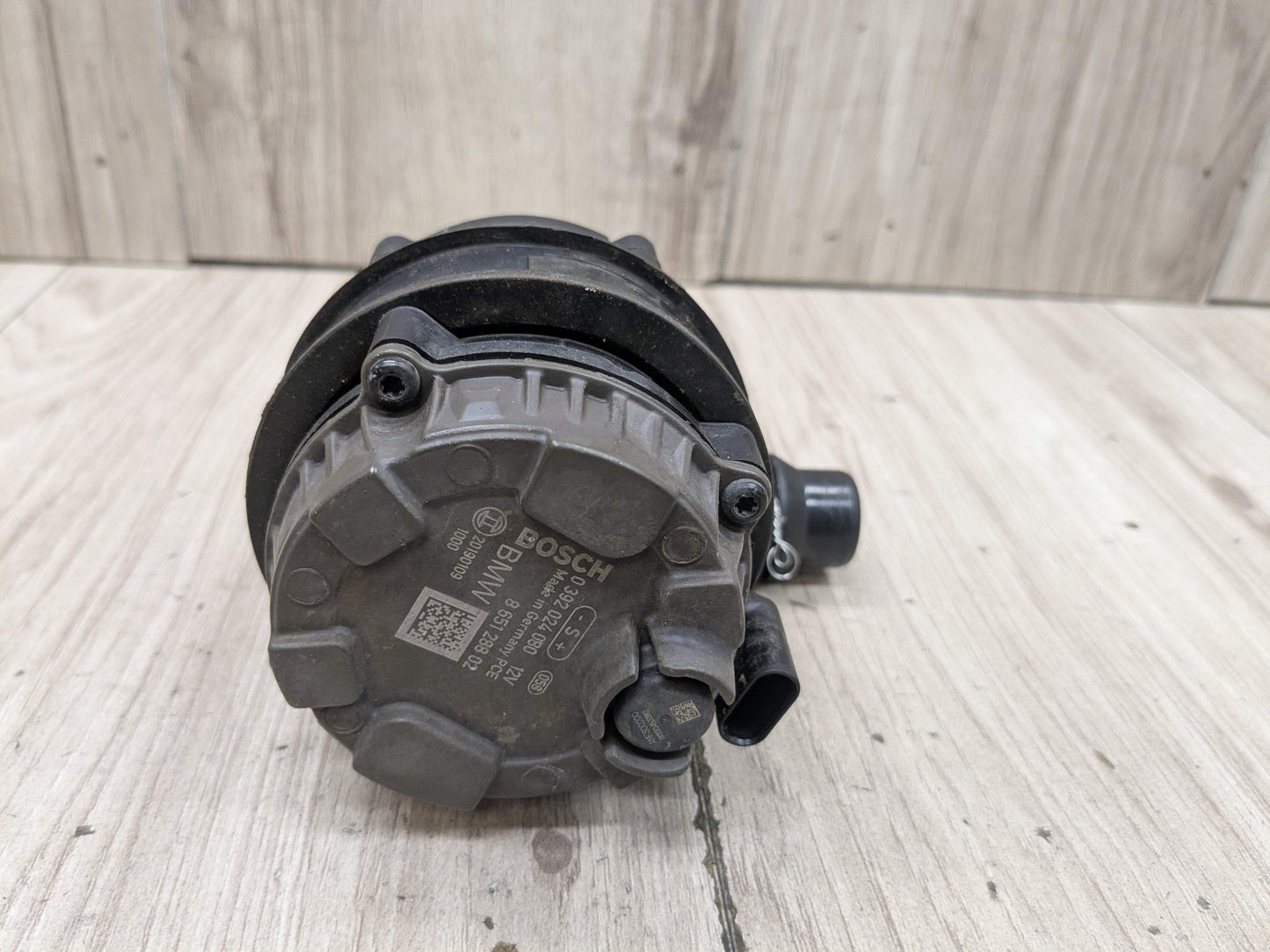 OEM BMW G01 G05 G20 G22 G26 Engine B46 B58 Auxiliary Electric Water Pump Cooling