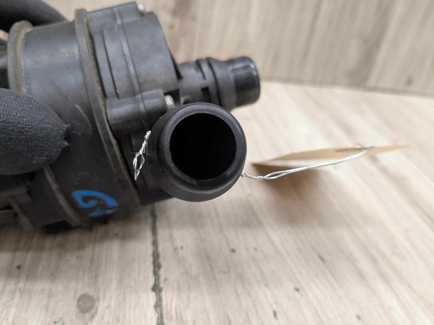 OEM BMW G01 G05 G20 G22 G26 Engine B46 B58 Auxiliary Electric Water Pump Cooling