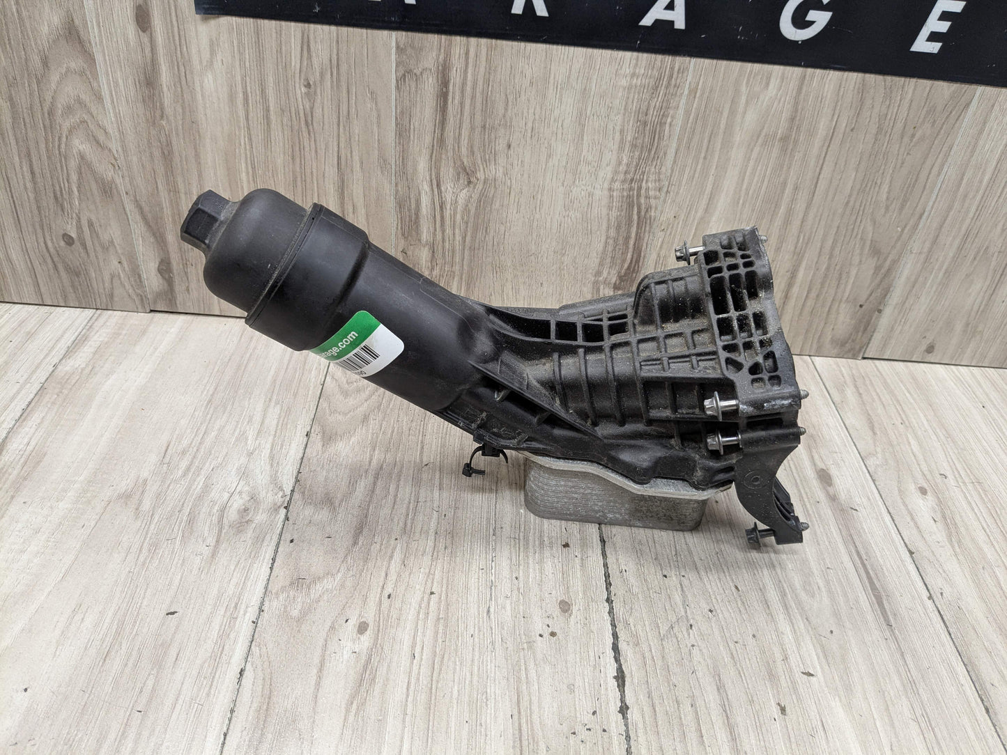 OEM BMW G01 G20 G22 G23 G26 G30 G42 330 430 X3 Engine B46 B48 Oil Filter Housing