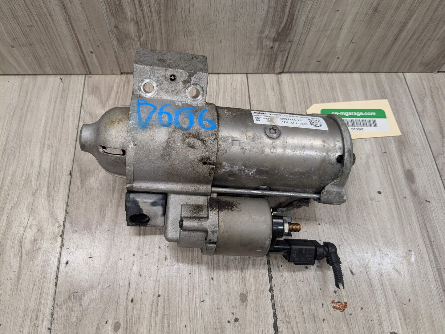 OEM BMW G01 G20 G22 G23 G26 G30 G29 330 430 Engine B46 Starter Motor DENSO
