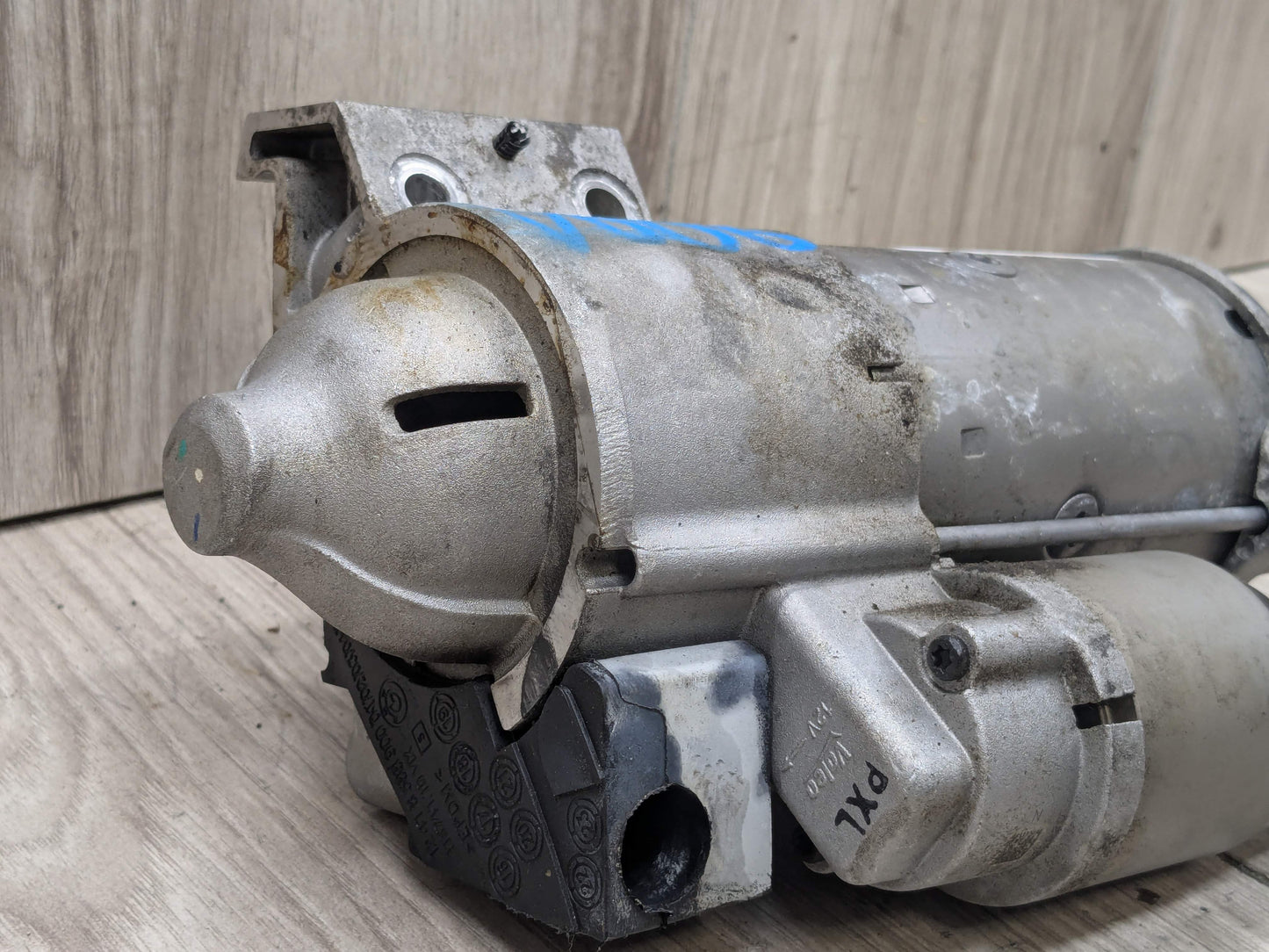 OEM BMW G01 G20 G22 G23 G26 G30 G29 330 430 Engine B46 Starter Motor DENSO