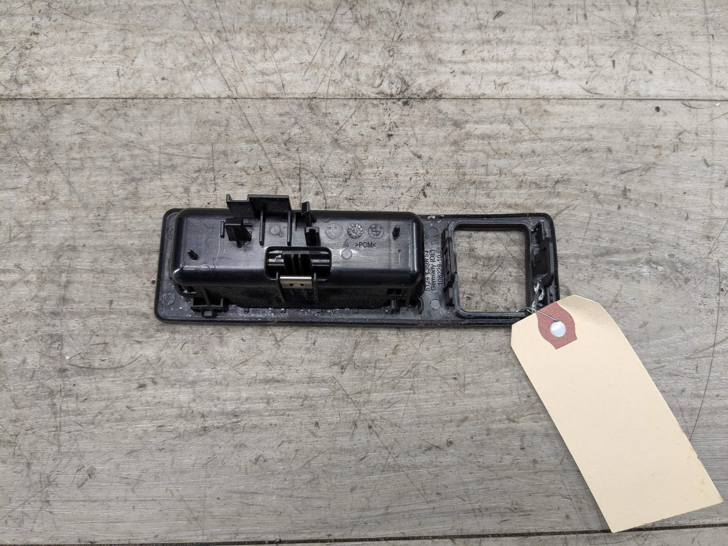 OEM BMW F22 F23 F30 F32 F36 F80 F82 F87 M3 M4 Trunk Lid Release Switch Handle