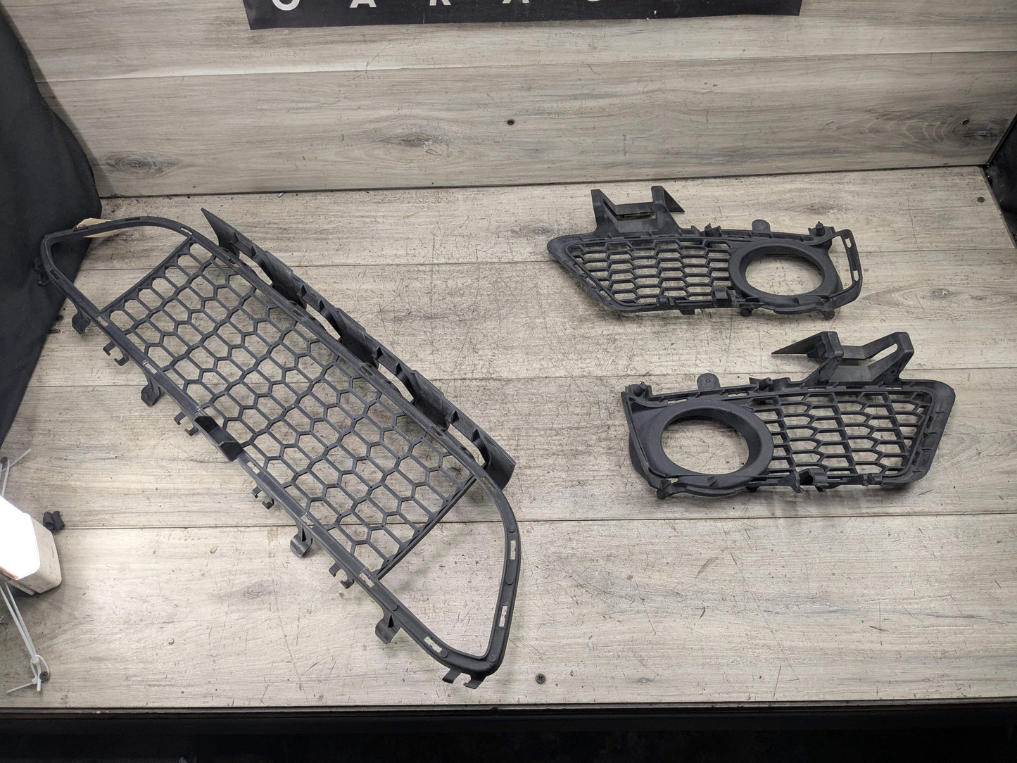 12-18 OEM BMW F30 340 M SPORT Front Left Right Center Bumper Lower Grille Black
