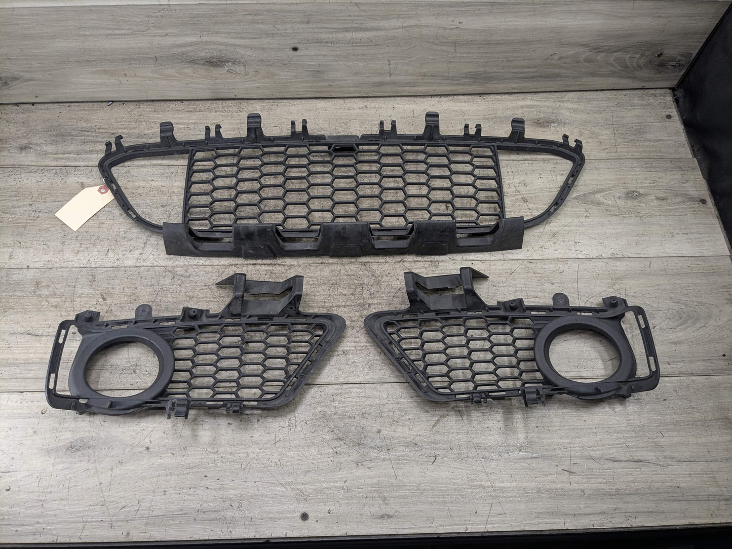 12-18 OEM BMW F30 340 M SPORT Front Left Right Center Bumper Lower Grille Black