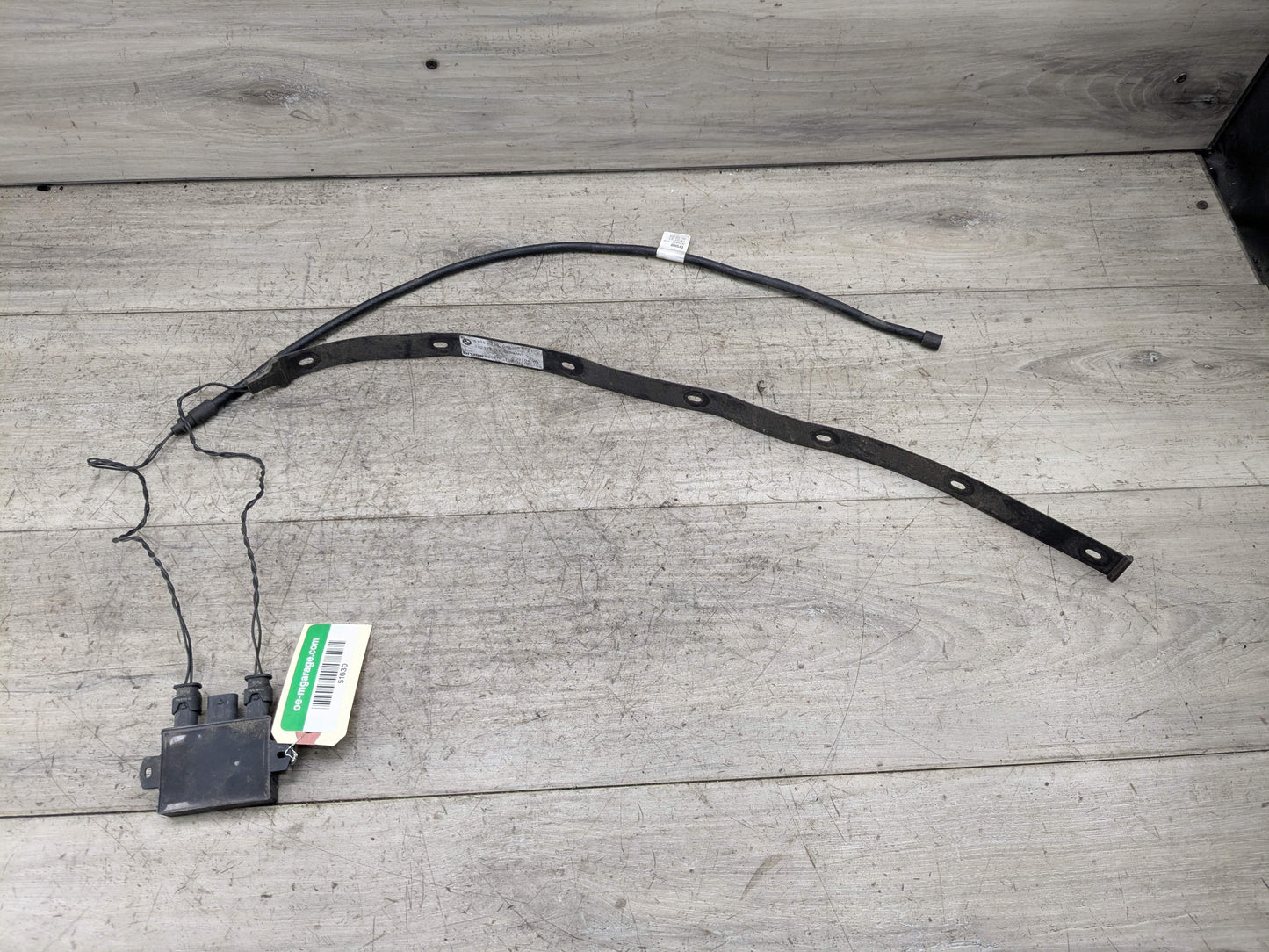 OEM BMW G30 G12 F90 M5 F48 X1 G01 X3 Control Unit Smart Opener Module w/ Sensor