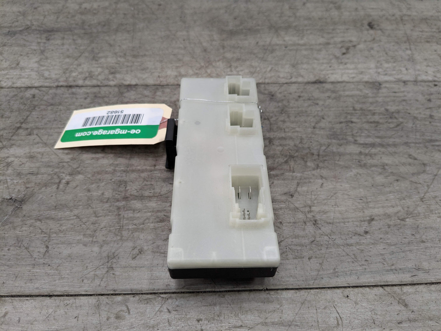 OEM BMW F90 G01 G12 G20 G30 G80 Trunk Tailgate Decklid Function Control Module