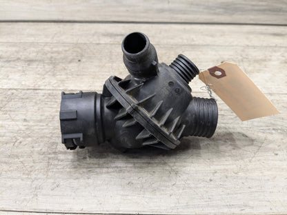 OEM BMW F15 F16 F23 F30 F32 F33 F36 Engine N55 Water Coolant Thermostat Housing