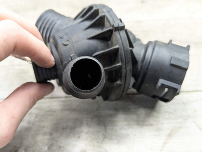 OEM BMW F15 F16 F23 F30 F32 F33 F36 Engine N55 Water Coolant Thermostat Housing