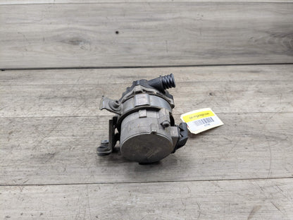 OEM BMW F22 F30 F32 F36 F87 335 435 Engine N55 Auxiliary Electric Water Pump