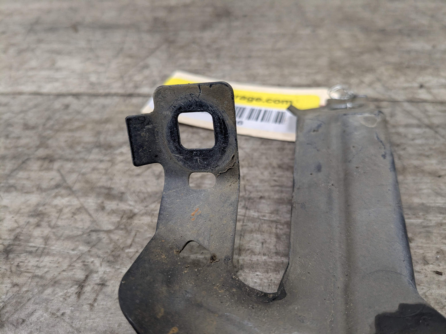 OEM BMW F30 F32 F33 F36 Front Right Passenger Fender Wing Holder Bracket SET