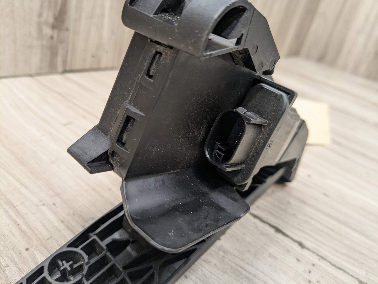 OEM BMW F15 F22 F25 F30 F36 F80 G01 G05 G20 X3 X5 Accelerator Throttle Gas Pedal