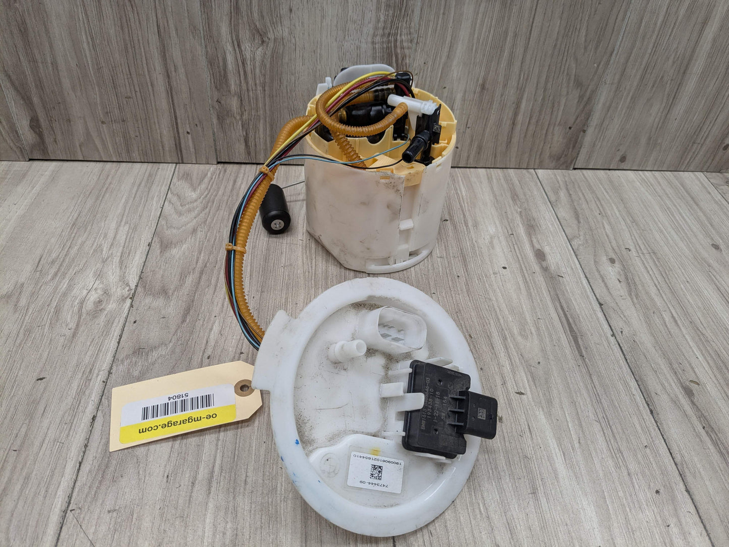 OEM BMW G20 G22 G23 G26 G42 330 M340 430 M440 Gas Tank Mounted Sending Fuel Pump