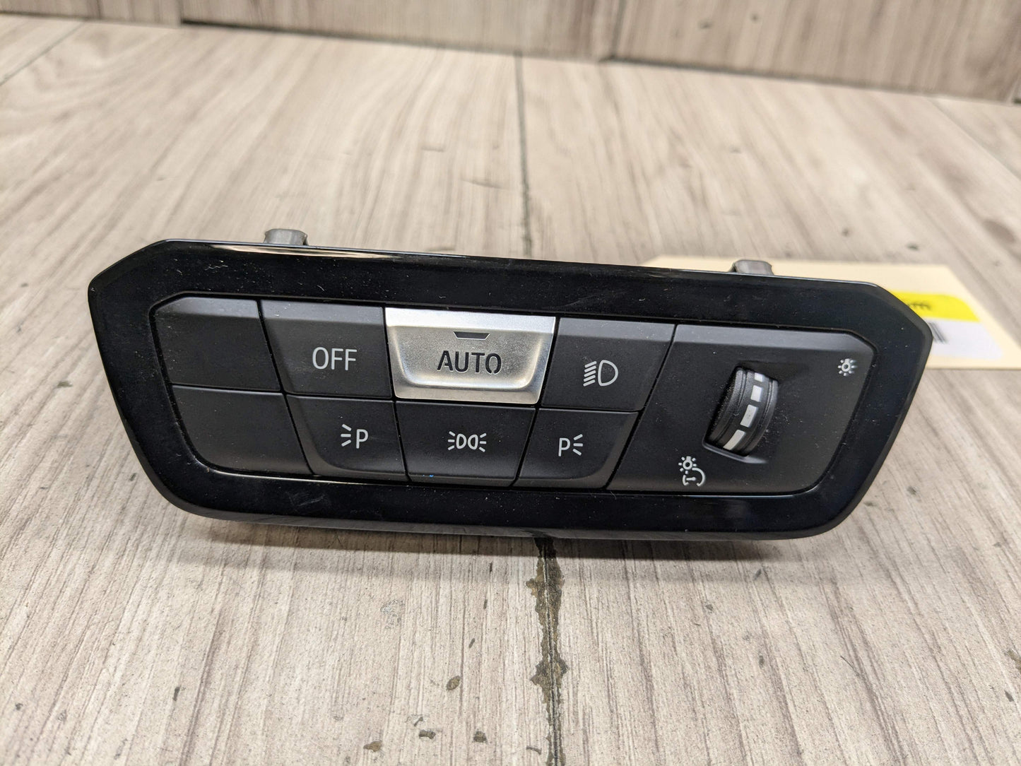 OEM BMW G20 G22 G23 G26 G42 G80 G82 M3 M4 Headlight Control Switch Light Module