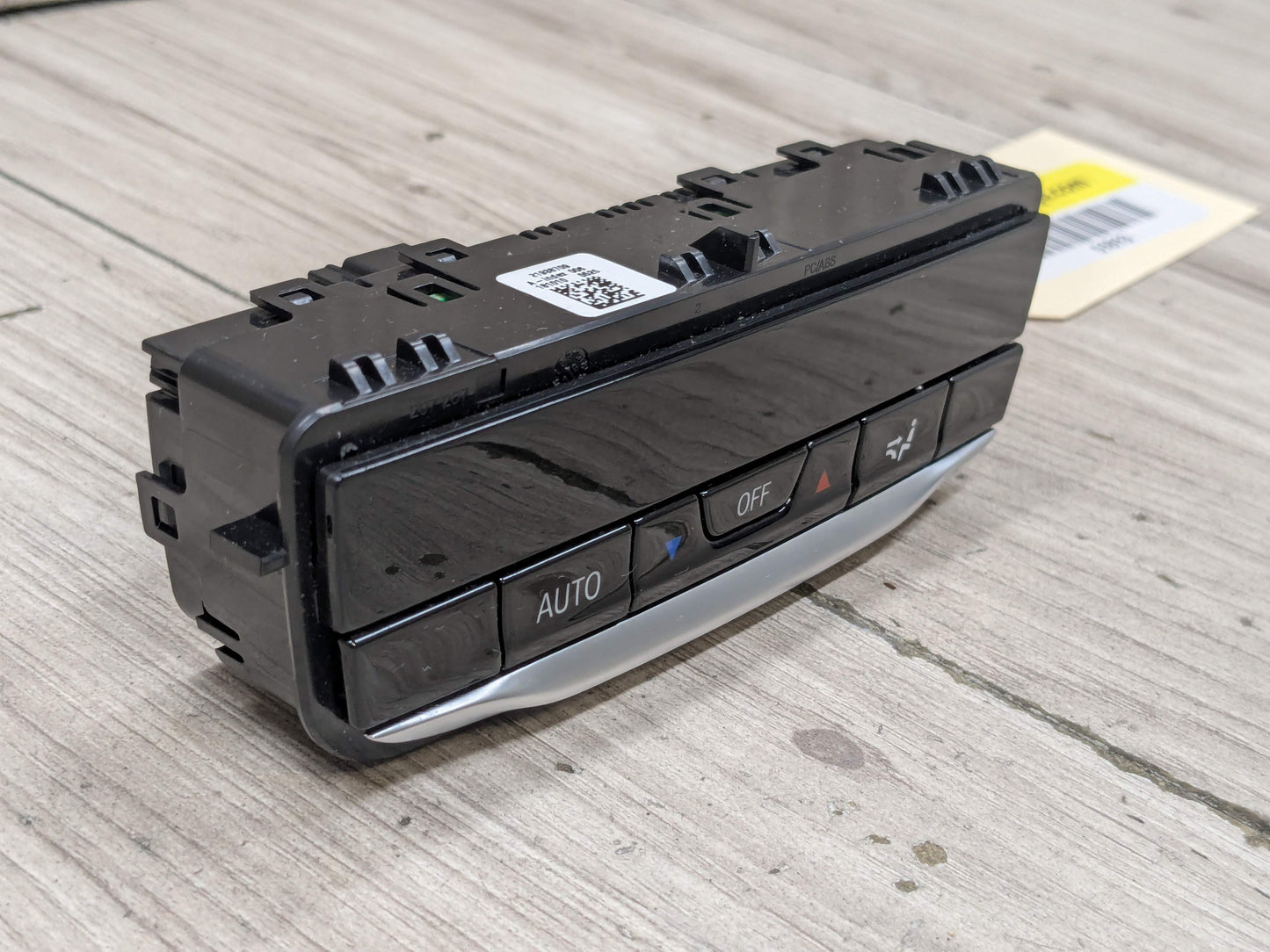 OEM BMW G20 G22 G23 G26 G80 G82 G83 Rear AC Air Climate Control Switch Module