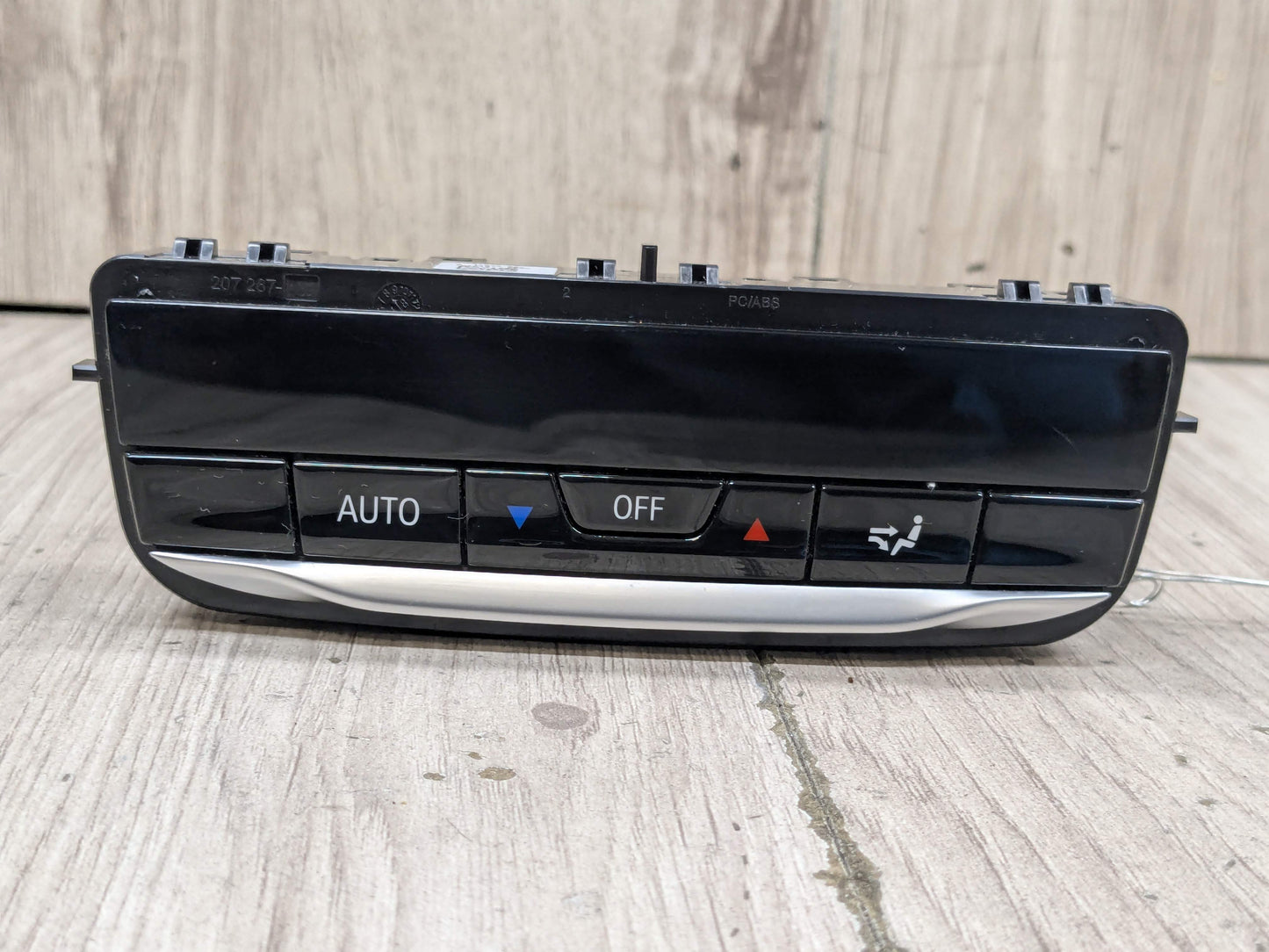 OEM BMW G20 G22 G23 G26 G80 G82 G83 Rear AC Air Climate Control Switch Module