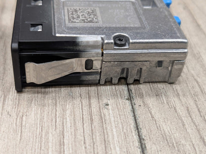 OEM BMW G01 G02 G07 G11 G12 G20 G30 G32 Dual USB-C Charger Socket Port Module