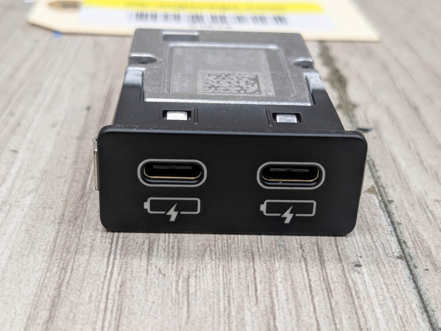 OEM BMW G01 G02 G07 G11 G12 G20 G30 G32 Dual USB-C Charger Socket Port Module